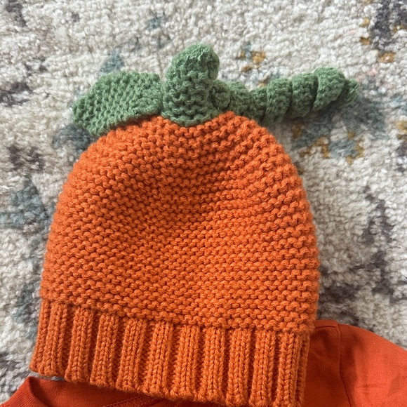 Pumpkin Onesie Set - Picture 3 of 4